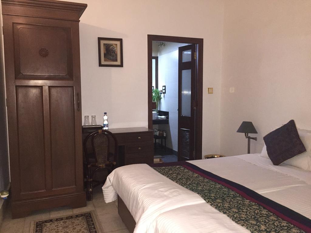 Master Bed And Breakfast New Delhi Ruang foto
